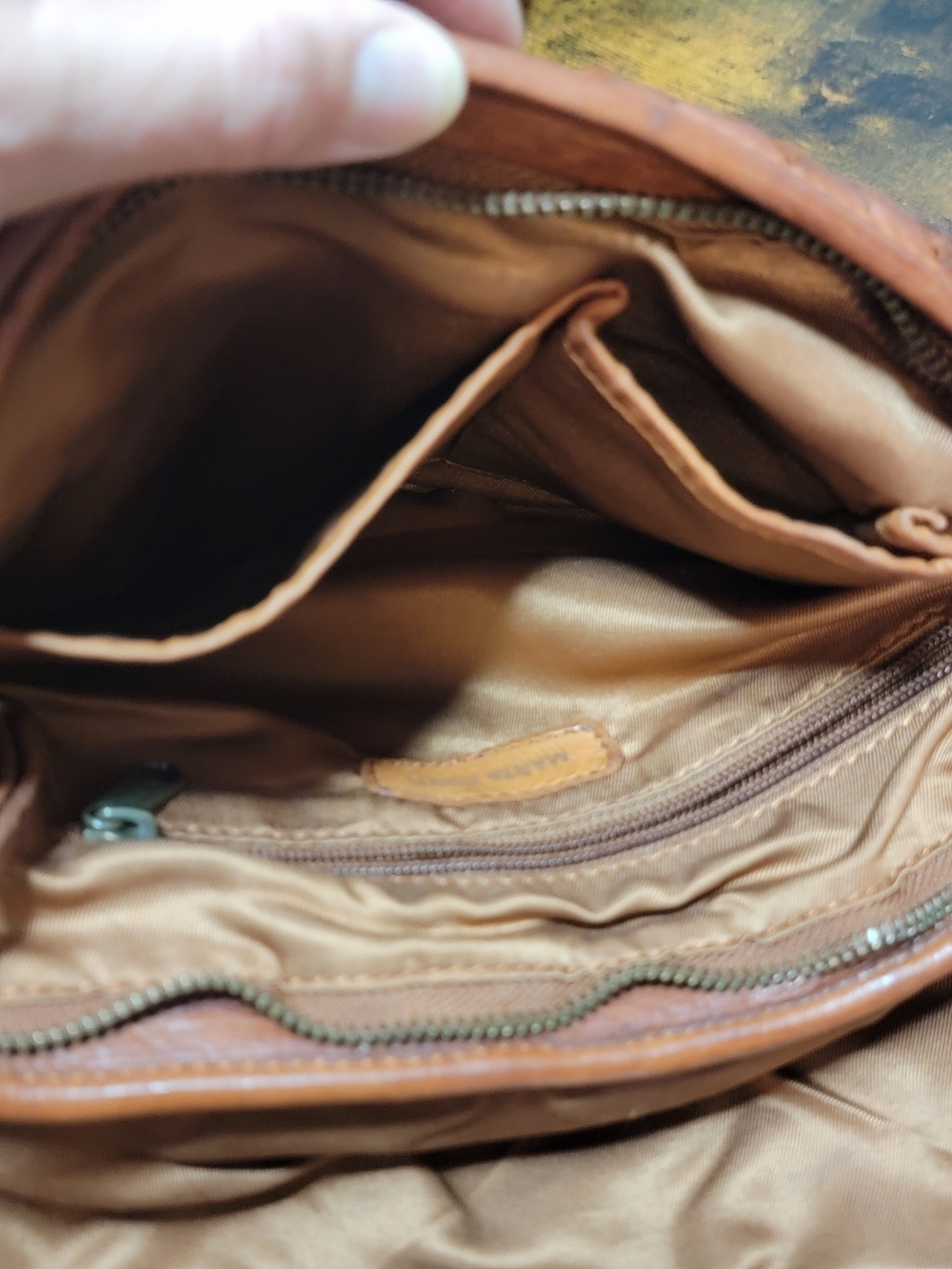 Marta Ponti Woven Leather Shoulder Bag in Chestnut Brown - Picture 9 of 11
